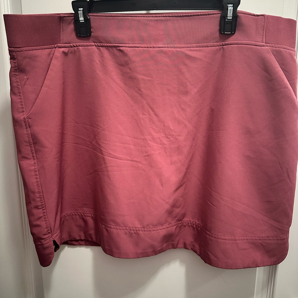 32 Degrees Cool Women's Rose Mini Skirt